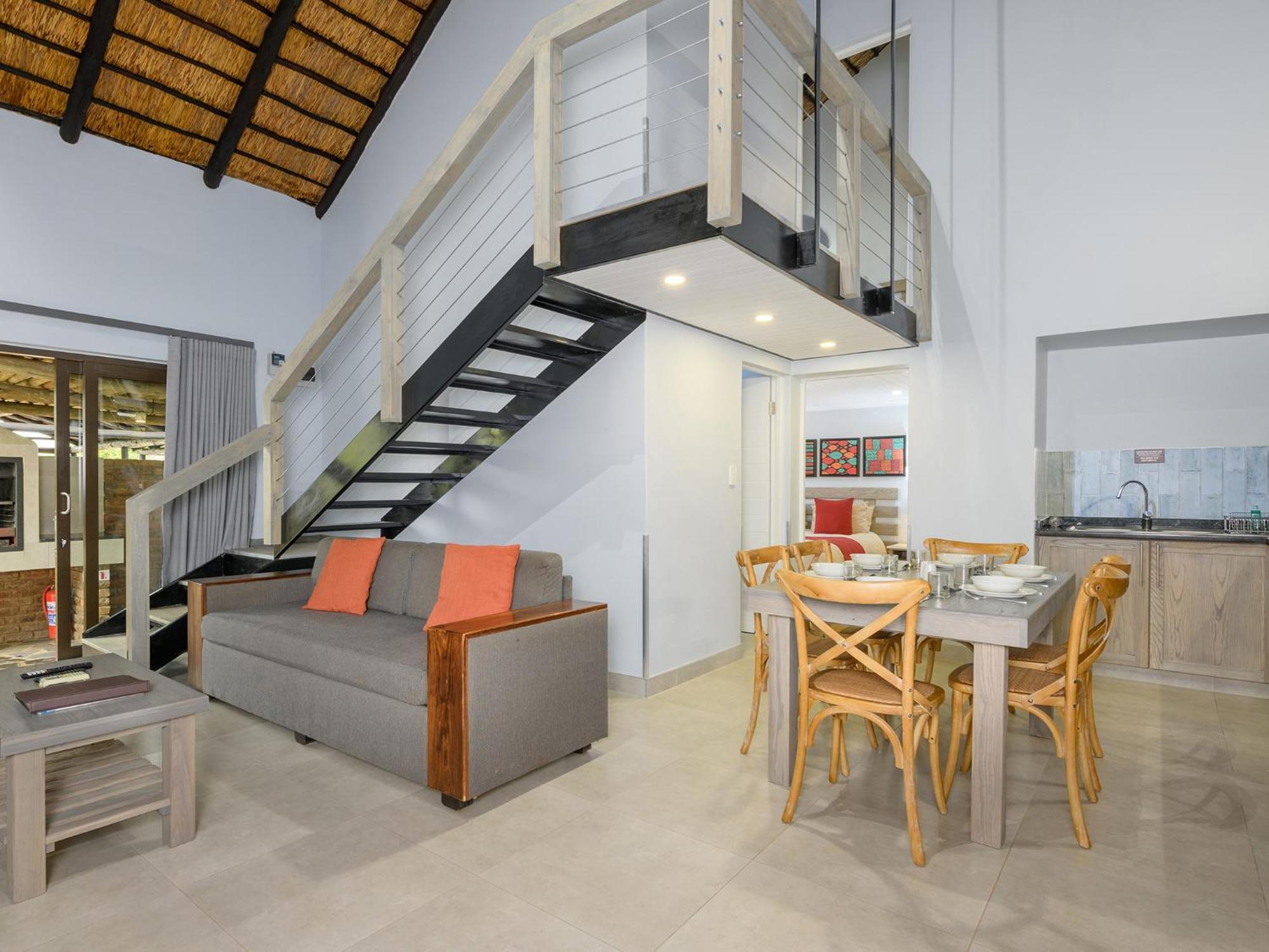 Dikhololo Apartment Brits Bilik gambar